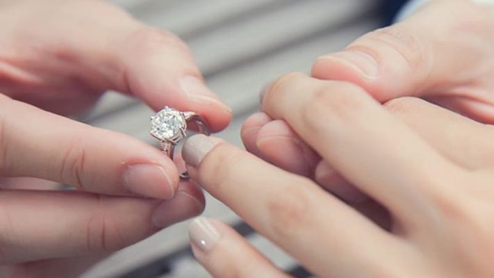 Tặng nhẫn bạc có ý nghĩa gì